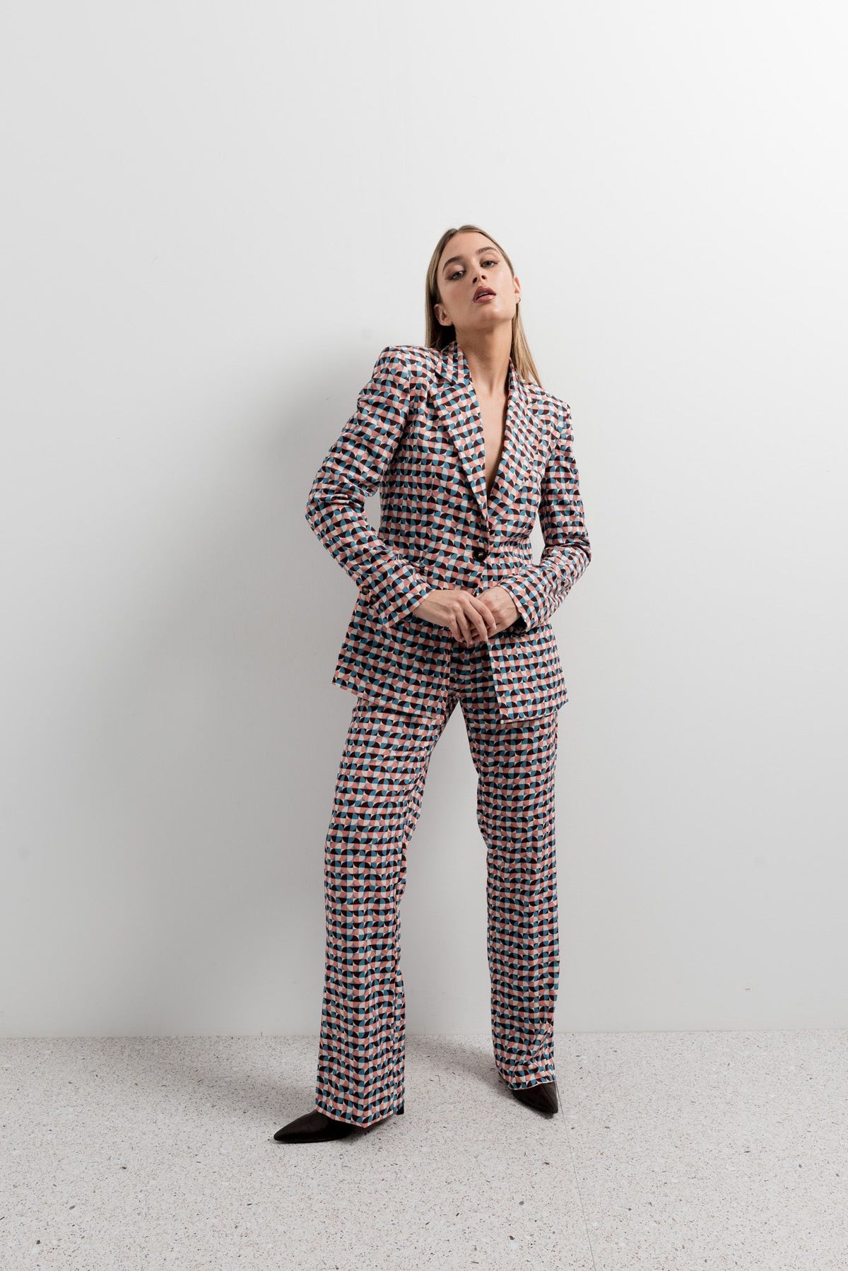 PANTALÓN ESTAMPADO GEOMÉTRICO