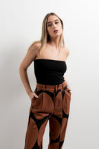 Hose mit geometrischem Muster