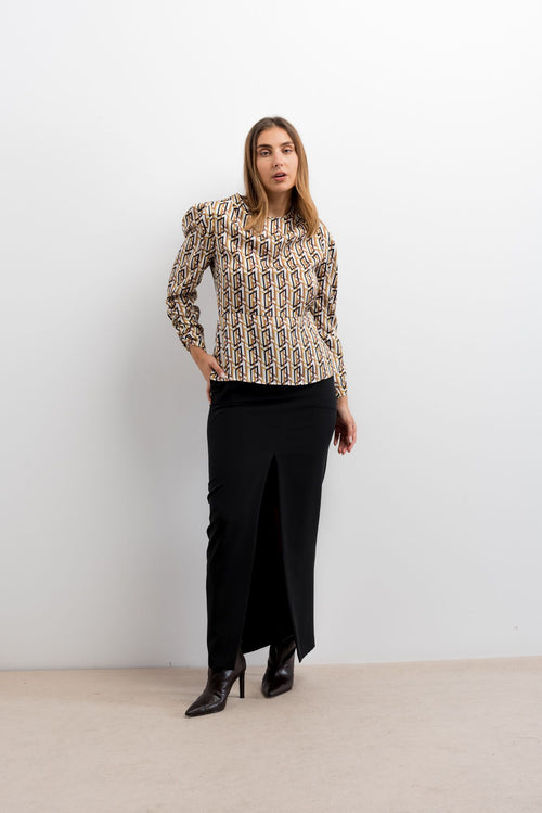 BLUSE MIT GEOMETRISCHEM MUSTER