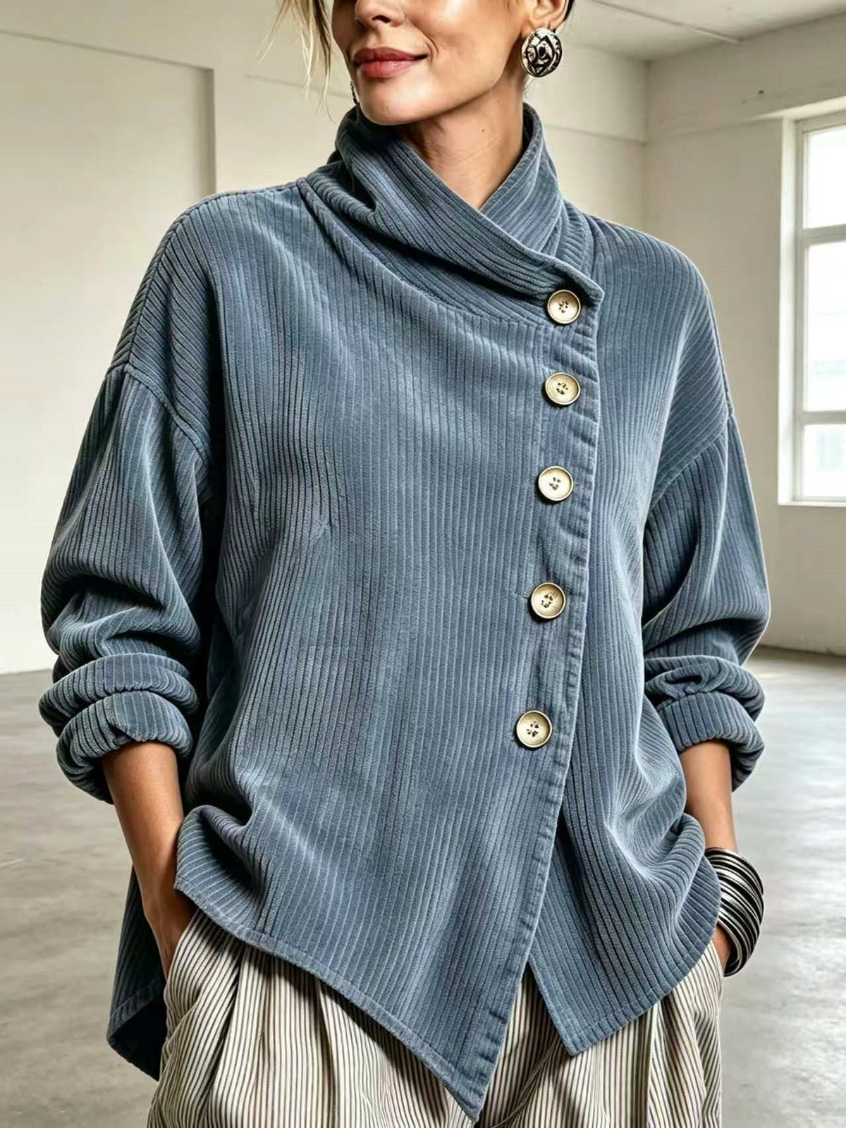 Capucine | Jersey de pana acanalada con cuello alto