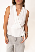 Wickelbluse mit Schnalle