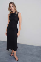 VESTIDO MIDI ASIMÉTRICO PUNTO CALADO