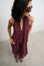 Halterkleid mit Punkten und Bindeband
