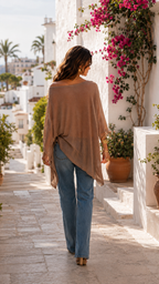 Lightweight Knit Oversized Top – Comfort with Character