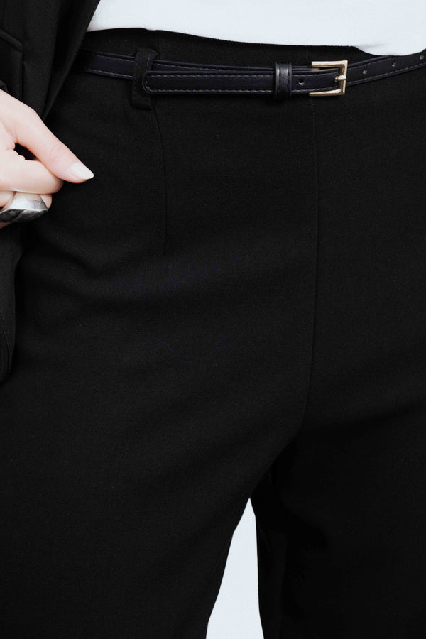 Culotte mit Gürtel