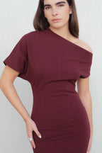 ASYMMETRISCHES KLEID